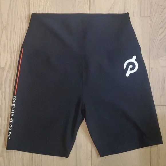 PELOTON SHORTS - Picture 2 of 8
